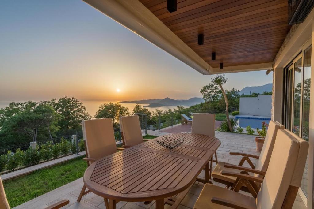 Luxury Villa Crystal Blue سفيتي ستيفان المظهر الخارجي الصورة